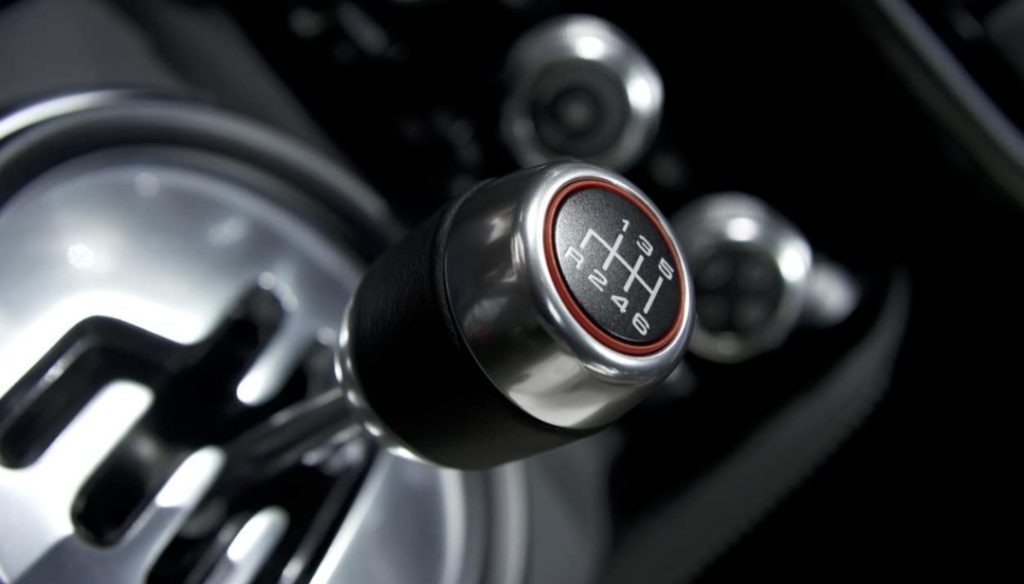 تعرف على أنواع ناقل الحركة بشكل تفصيلي Six Gears